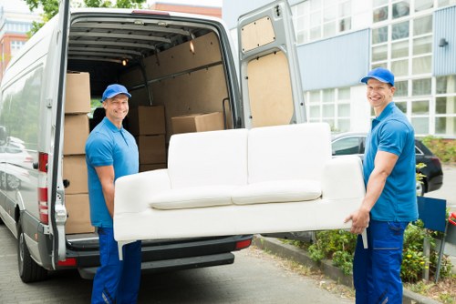 Removal boxes and packing supplies for Shoreditch moves