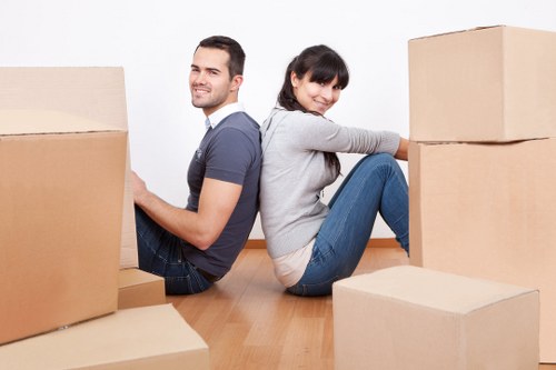 Safe handling of furniture and packed items during loading