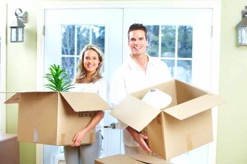 Flexible Shoreditch van hire for home and business transport