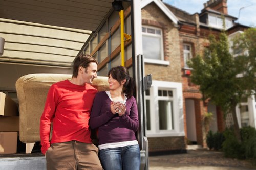 Flexible Shoreditch moving support for home or office items